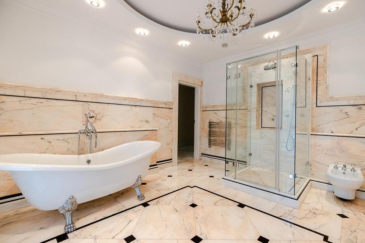 Luxury Villa Indoor Pool Warsaw Magdalenka Exterior photo