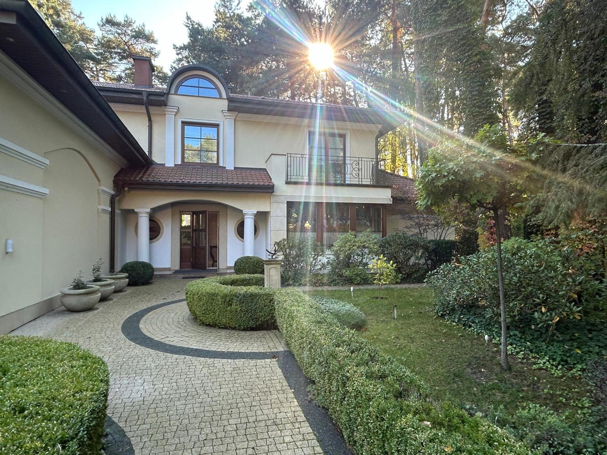 Luxury Villa Indoor Pool Warsaw Magdalenka Exterior photo